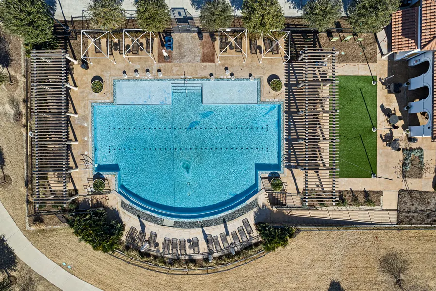 Another Viridian community pool with deck seating